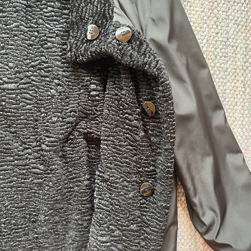 Reversible Black Jacket - Picture 2 of 3